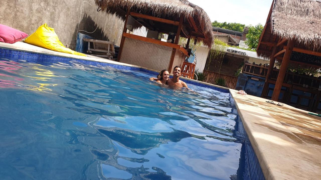 Tropical House Bungalows Gili Trawangan Exterior photo